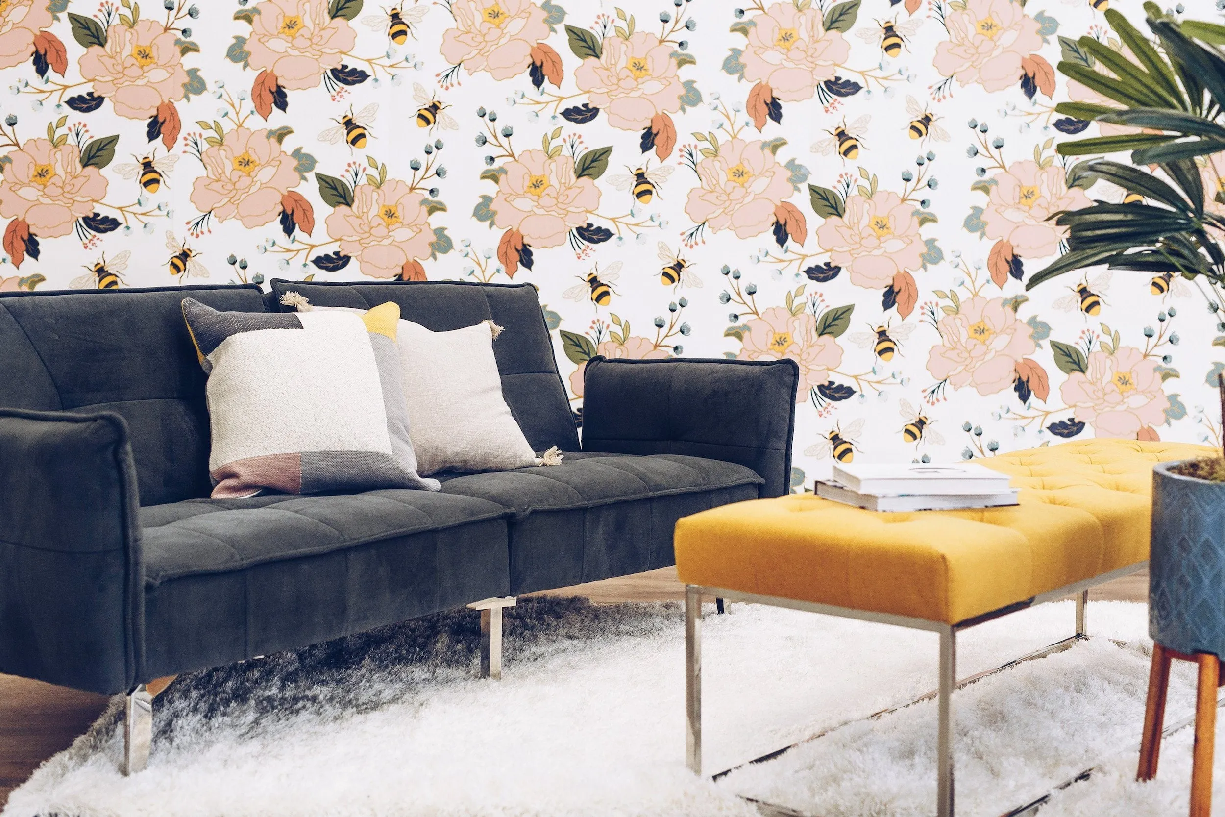 Flowers   Honey Bee Wallpaper Mural