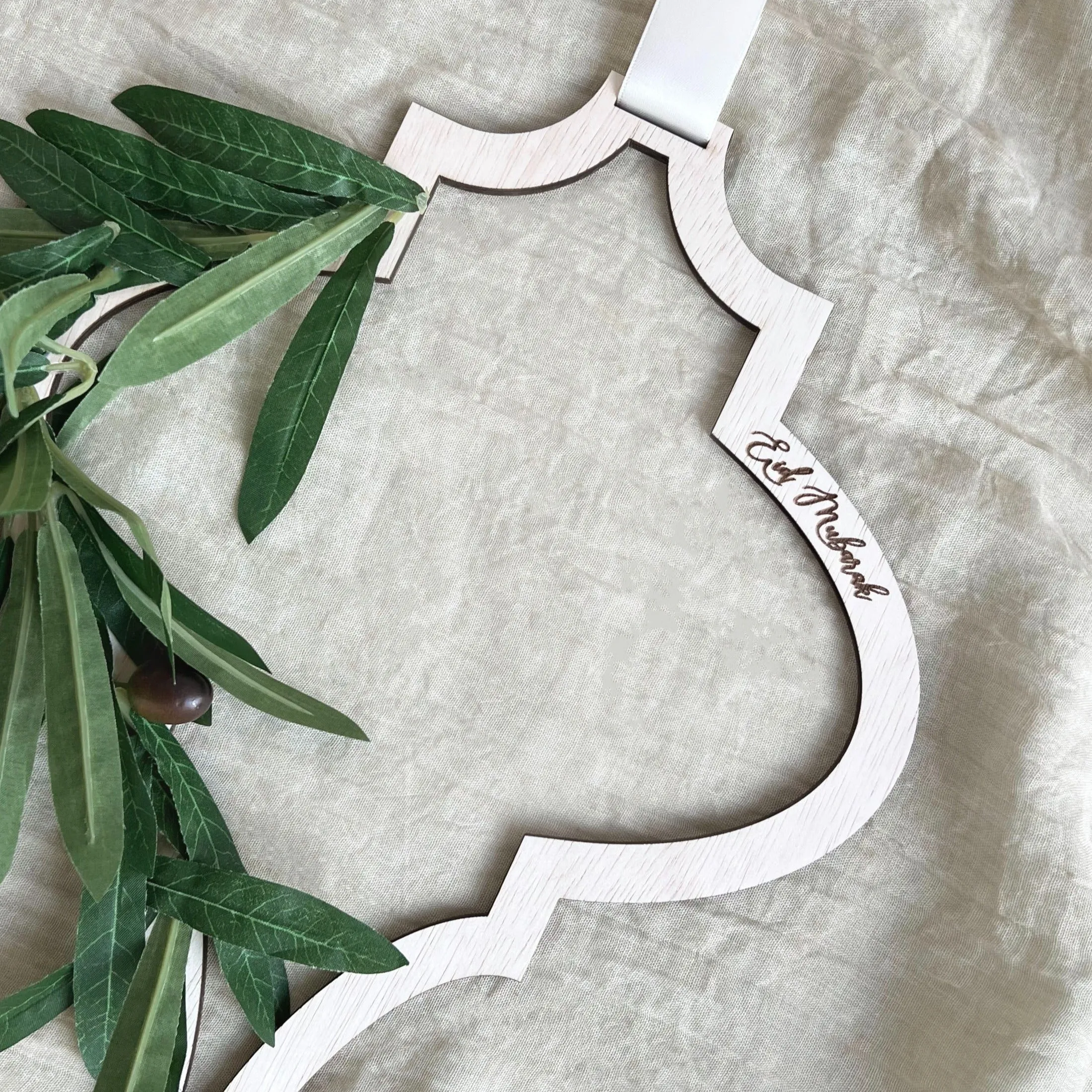 Minimalist Fig Wreath Plaque