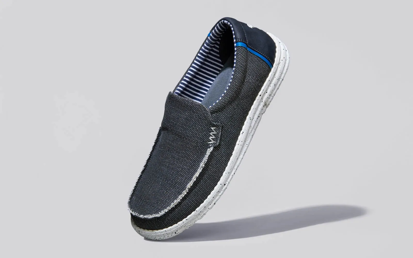 The Wanderers Slip Ons : Black