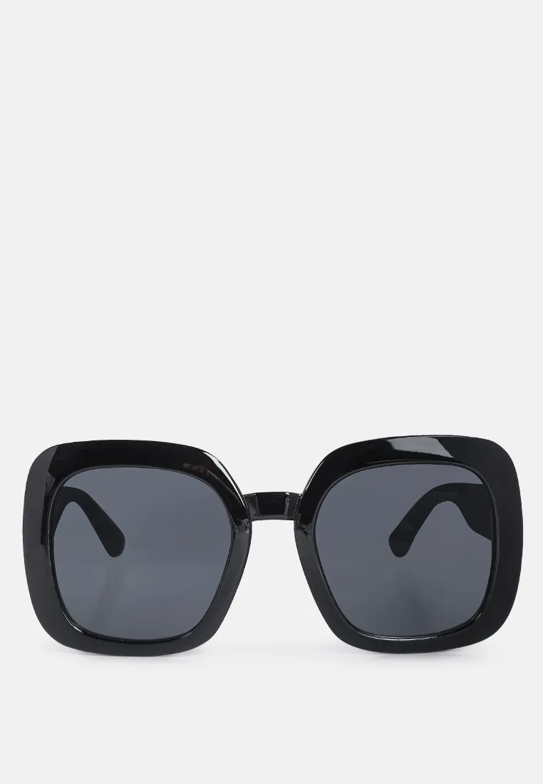 Thick Rim Round Edge Sunglasses